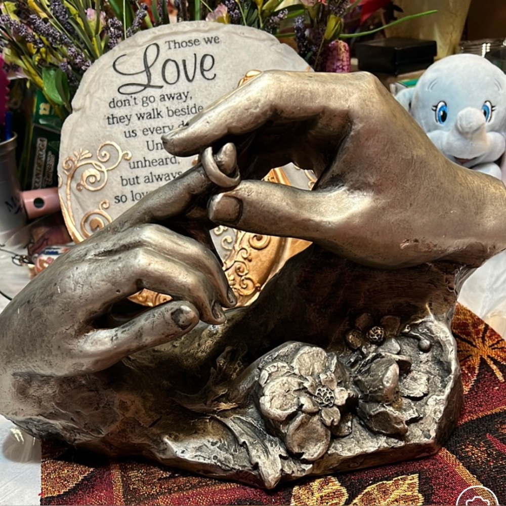 Vintage 1980 Austin Prod. Wedding Hands "The Ring" Art Sculpture by David Fisher